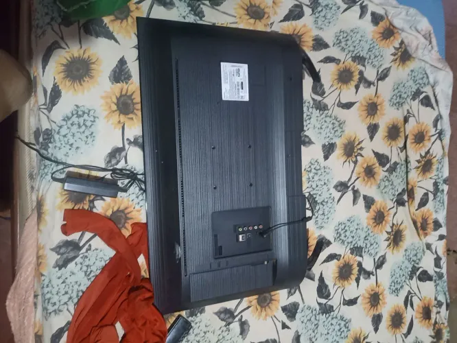 Televisão smart tv em bom estado