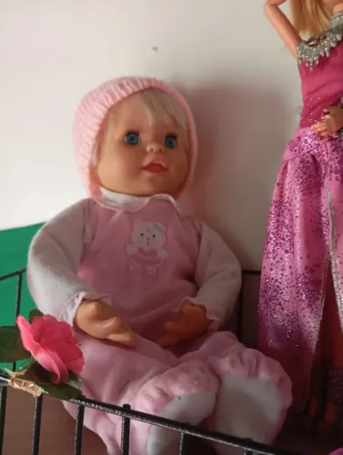 Little Mom boneca mecânica Mattel
