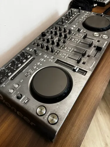 Pioneer DDJ-T1 - Funcionando perfeitamente.