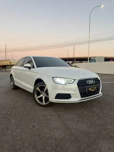 Audi A3 Sedan 1.4 TFSI Flex Tiptronic 4P 2017