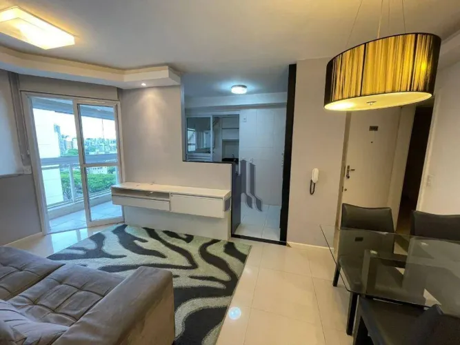 Apartamento com 2 dormitórios para alugar, 66 m² por R$ 4.736,81/mês - Portão - Curitiba/P