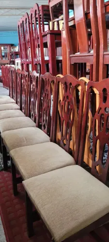 Cadeiras de madeira 130,00 UNIDADE