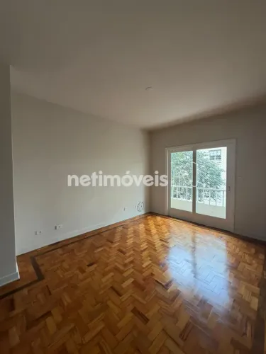 Apartamento em prédio do Artacho Jurado de 02 quartos no coração de Higienópolis