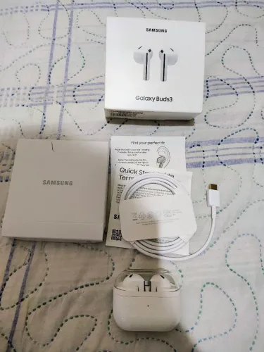 Galaxy Buds 3, perfeito estado, impecável.