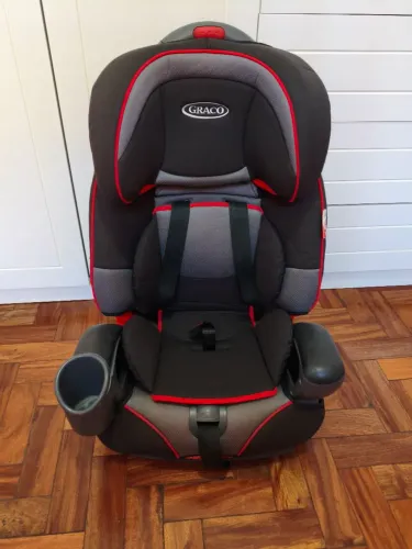 Cadeirinha Graco Nautilus "3 em 1" 