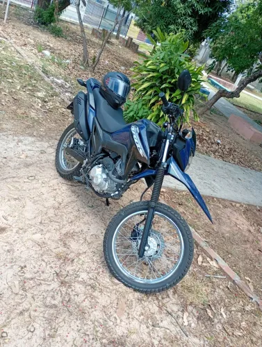 Honda NXR 160 BROS 2026 - TROCO EM CARRO