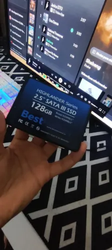 Vendo peças de computador memória ram SSD sata e processador 