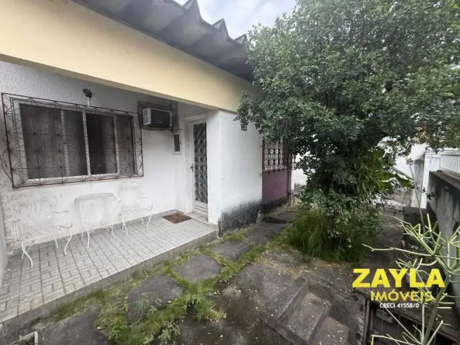 Ótima oportunidade no Condomínio Bairro Araujo! Casa Linear, 2 quartos, sala, cozinha, dep