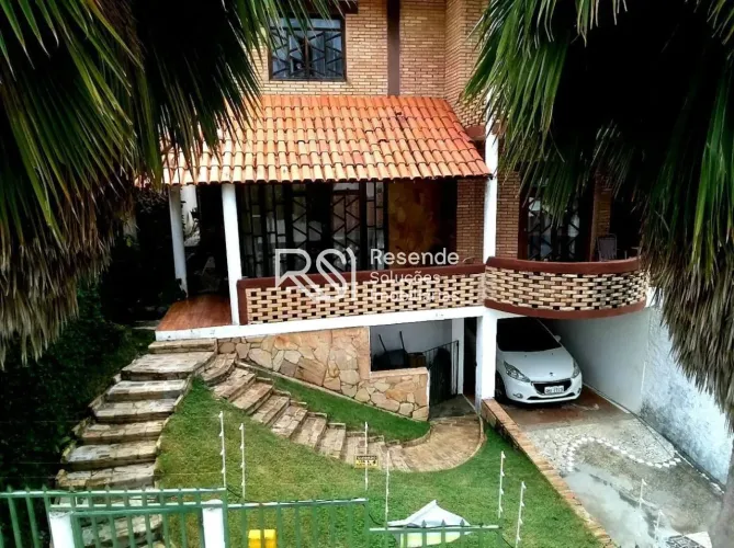 Casa Para Vender com 4 quartos 2 suítes no bairro Cruz das Almas em Maceió
