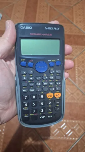 Calculadora Científica Casio fx-82ES Plus