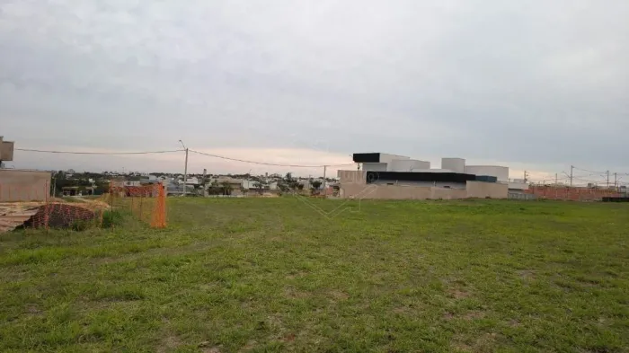 Venda de Terreno / Condomínio na cidade de Araraquara