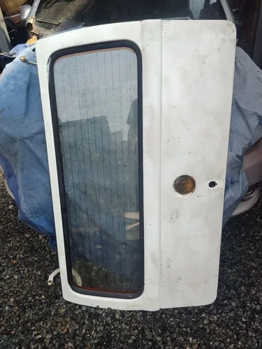 Tampa traseira kombi