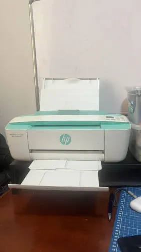 Impressora HP funcionando cartuchos vazio