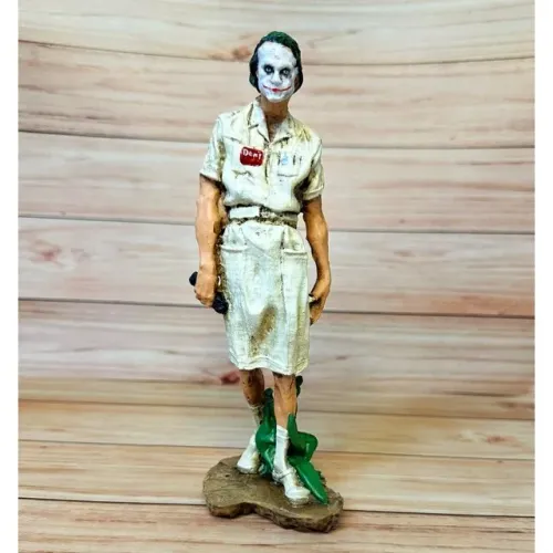 Boneco Coringa Joker Miniatura Realista filme Cavaleiro das Trevas Feito de Resina