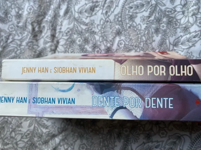 Livros Olho por Olho e Dente por Dente