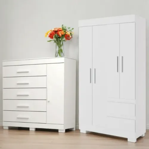 Kit em promoção!  Guarda-Roupa 4 Portas Maya + Cômoda Rayane