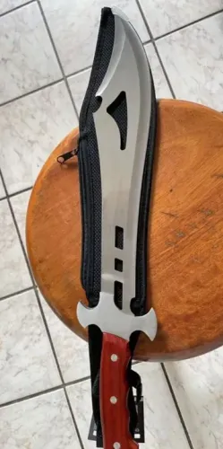 Facão artesanal tático  com capa
