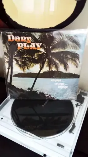 Lp raro Dany Play - Voyage...voyage...voyage (disco vinil)