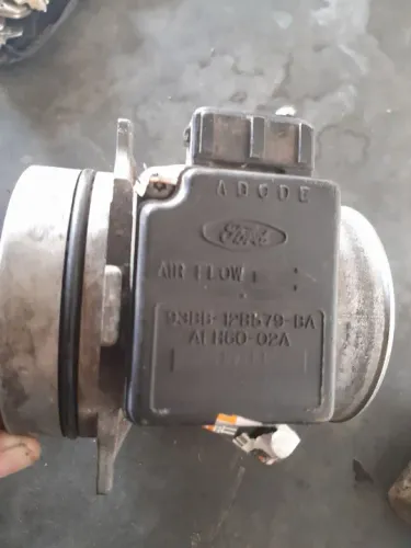 Fluxo de ar do escort zetec 1.8 16v 