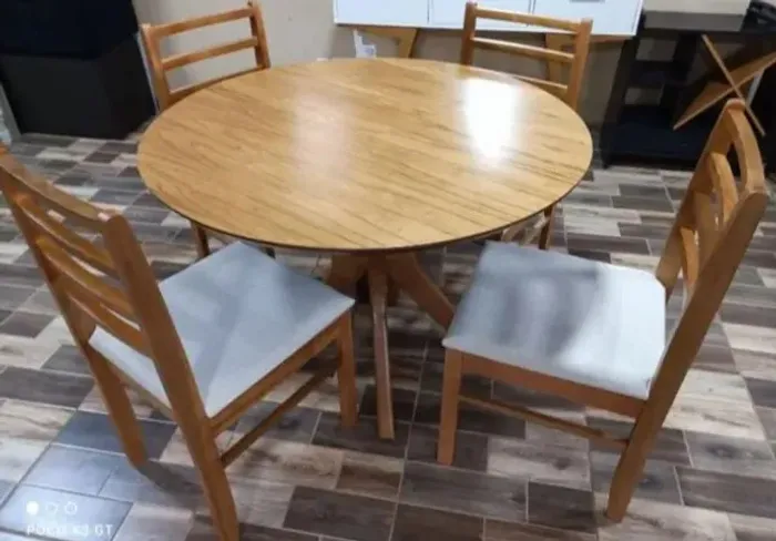 mesa de jantar redonda [madeira maciça]
