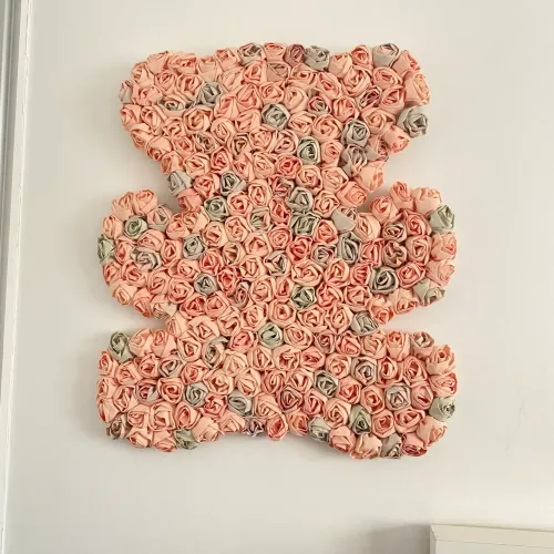 Quadro forma de ursa com flores