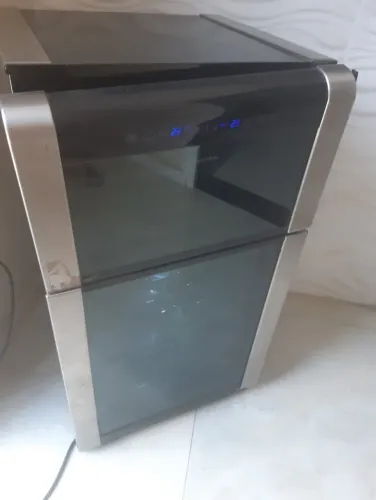 Adega Electrolux