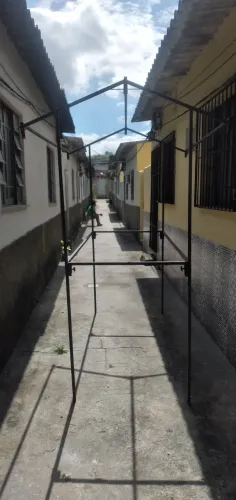Estrutura de ferro para barraca
