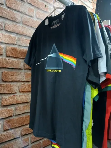 Camisas Pink Floyd preta