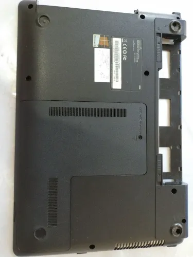 Tampa Inferior Notebook Samsung NP300E4C