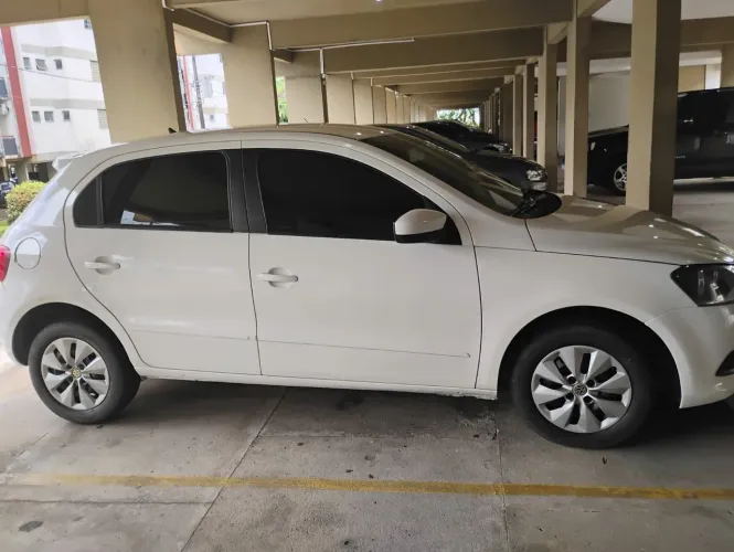 Volkswagen Gol Geração VI 1.6 MI 8V Total Flex I-motion 4P 2013