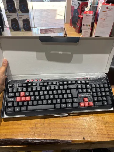 Teclado Kross Elegance Preto e Vermelho - Novo