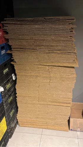 Caixa de papelão 32x34x32
