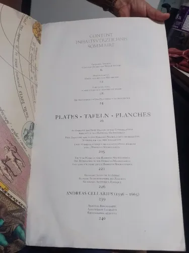 Atlas Celeste Antigo - Harmonia Macrocosmica