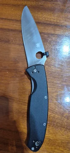 Canivete Spyderco Resilience