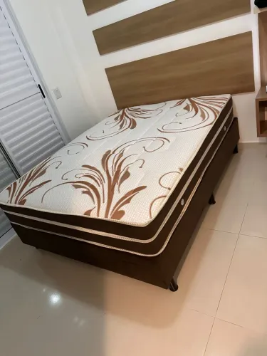 Cama box casal molas ensacadas 1.88x1.38