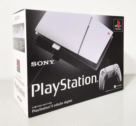 PlayStation 5 Edição 30 Anos 