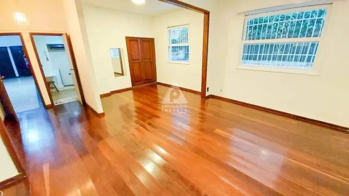Privilégio Imóveis vende: Apartamento 2 quartos, 1 suíte e 1 vaga na Gávea RJ