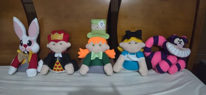 5 personagens de feltro Alice no País das Maravilhas