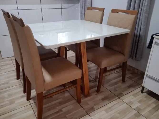 Mesa de jantar pintura laca madeira 