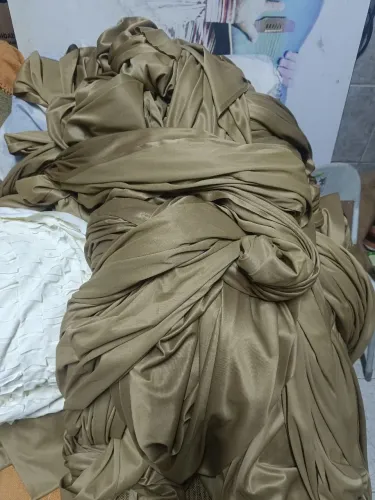 Rolo de tecido com 30m