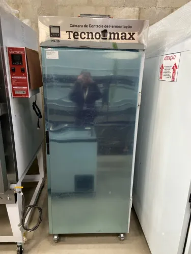 ARMÁRIO DE CONTROLE FERMENTAÇÃO 20 ESTEIRAS / 500 PÃES - TECNOMAX