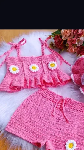 Vestidos e conjuntos de crochê 