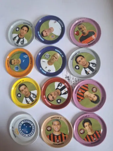 12 footcaps Panini Tazos