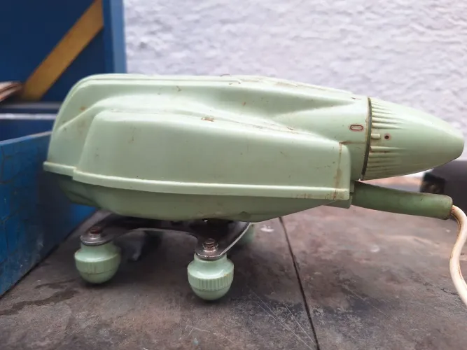 Massageador em perfeito estado com acessórios