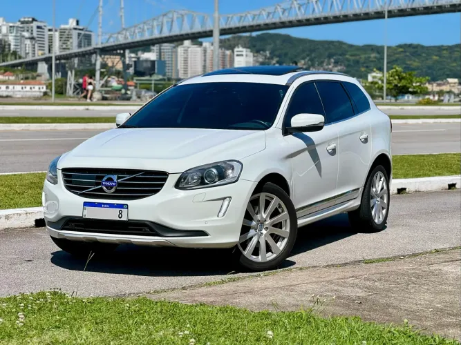 Volvo XC 60 2.0T-6 Inscription A mais Top !! +Teto Solar