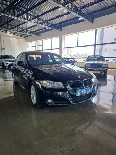 BMW 320I 320i 2010