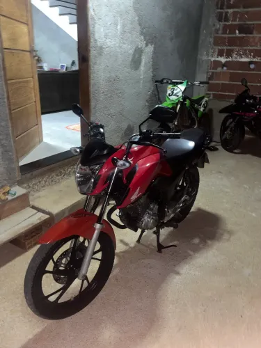 Fan 160 ano 2018 troco em carro