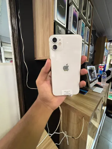 iPhone 11 64 gb 