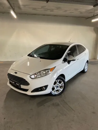 FORD NEW FIESTA SEDAN 1.6 SE