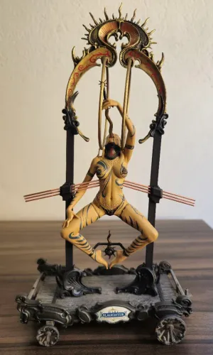 Action Figure Mary Slaughter McFarlane Toys Infernal Parade 